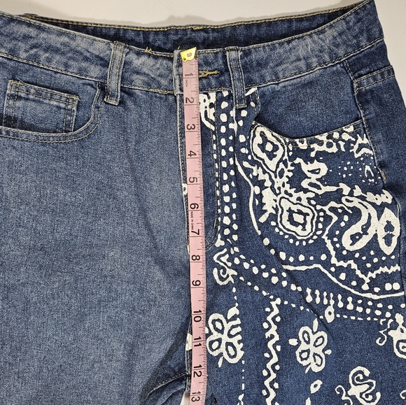 Paisley Print Patchwork Jeans Size Large Raw Hem Colorblock Denim Straight Leg - Picture 16 of 16